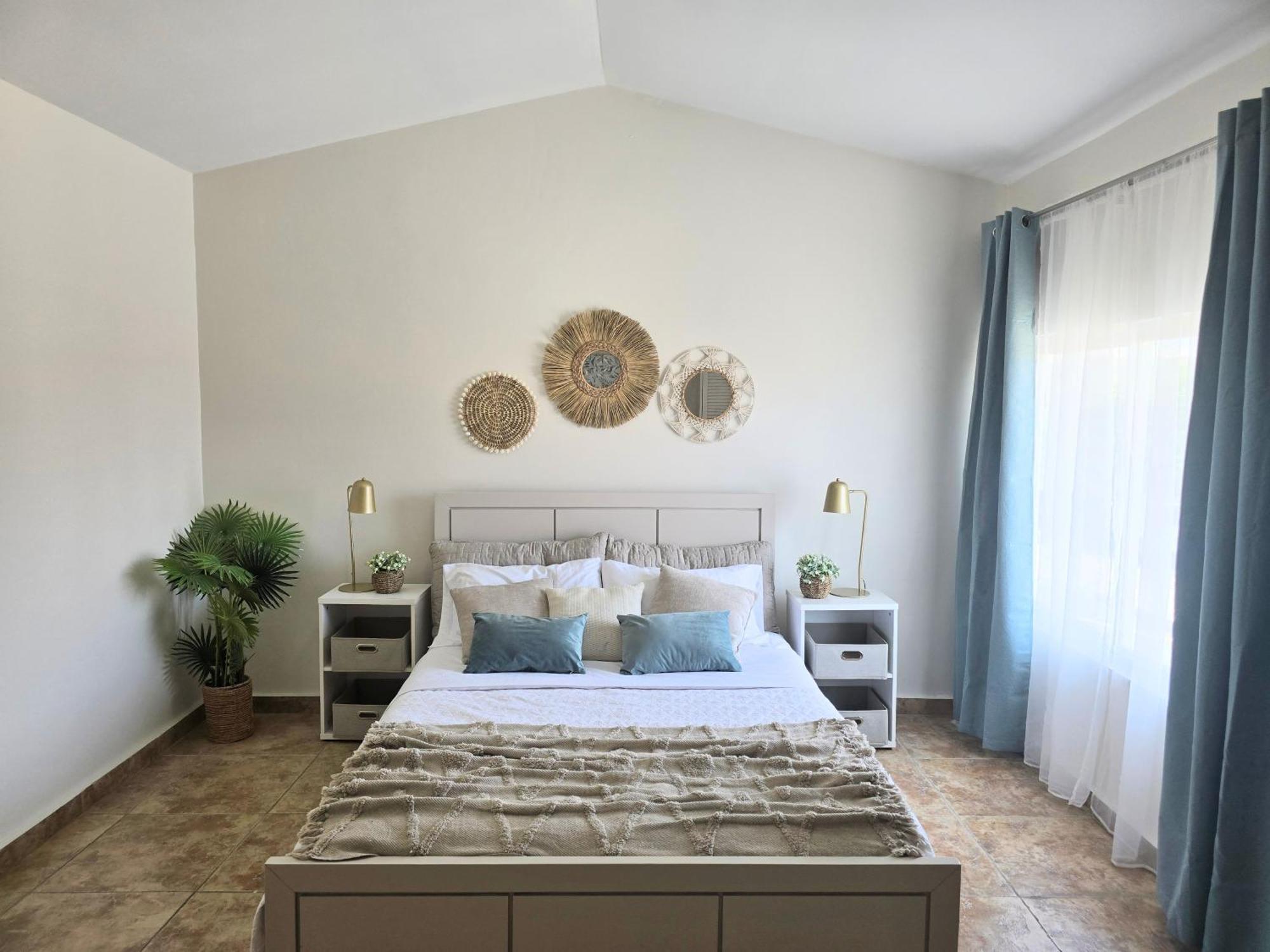 Rooi Santo Residence Palm Beach Eksteriør billede